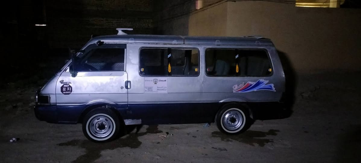 للبيع كيا بستا 94 السنوية ٢٧ بسمي تريد وكاله مداور مكفوله من مكينه كير اكسن تخم تاير شواصي شركه السياره بلاديه السعر ٤٨وبيه مجال للاتصال ***********
