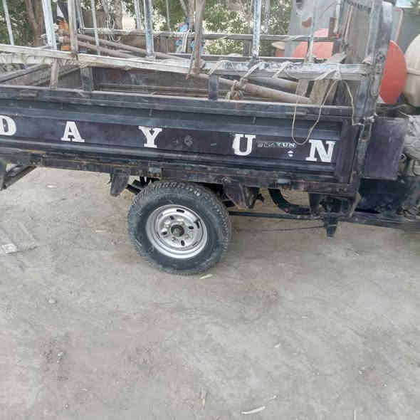 سلام عليكم ستوتة داي وأن للبيع 
المكان بغداد المعسكر مقابل الانتصار 
***********
