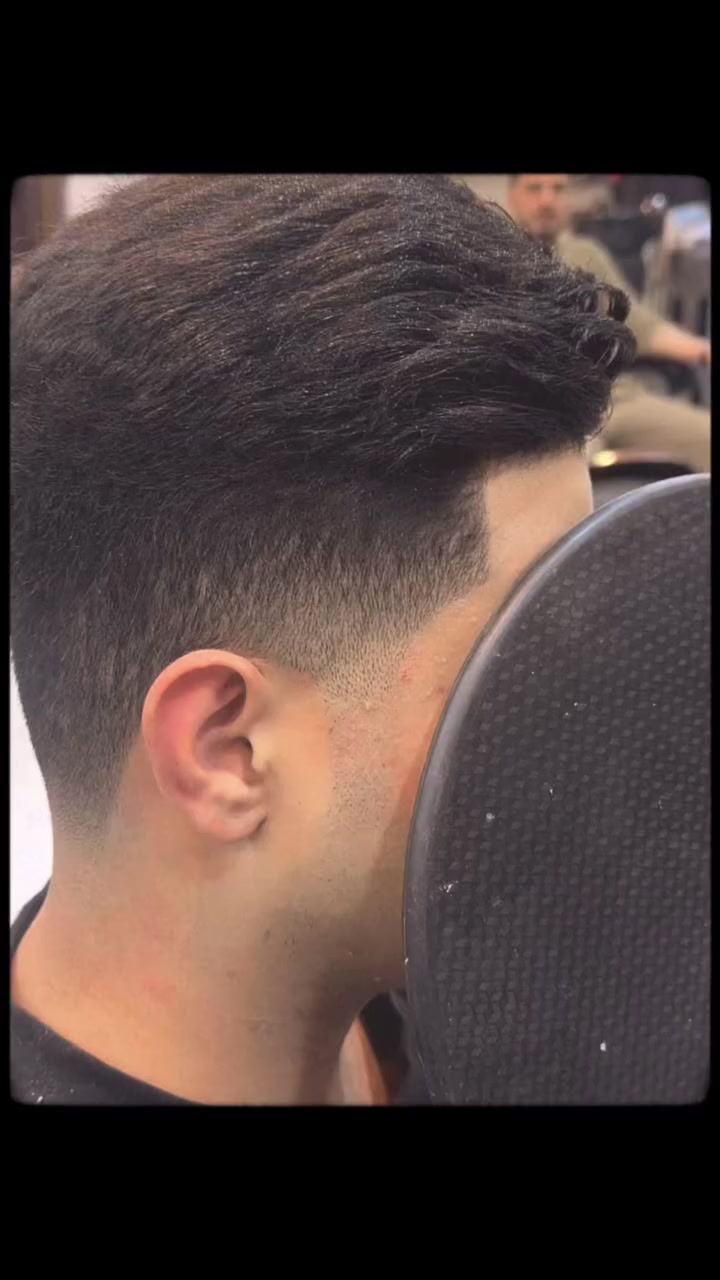 النجف قريه الغدير شارع السنتر 
***********
