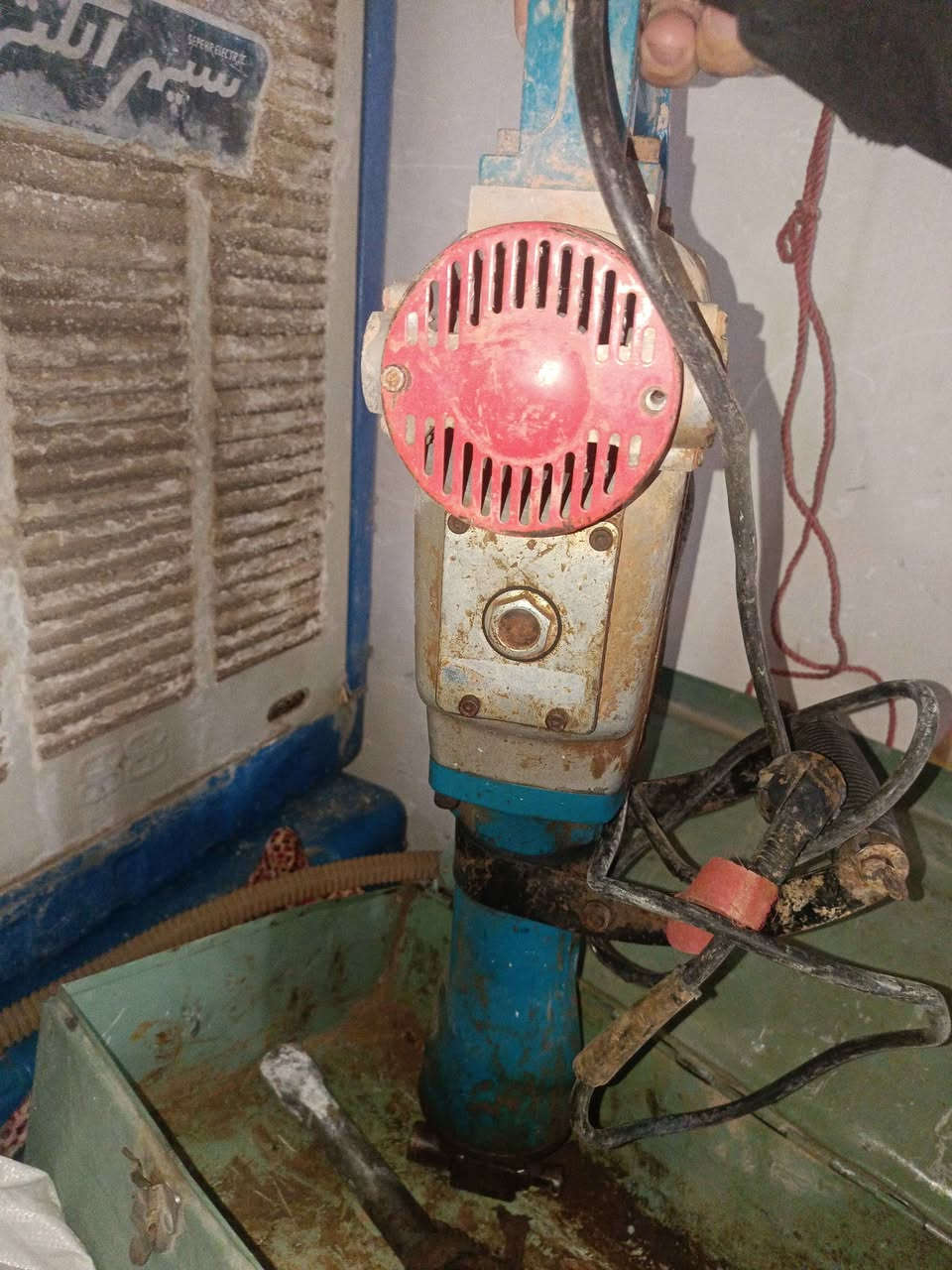 ئەم ئیلتیە بۆ ڤرۆشتن کەم ئیشی کردوە نەکراوەتەوە تازە یە لە سەید سادقە سعری 75هەزار *********** السليمانية, العراق
