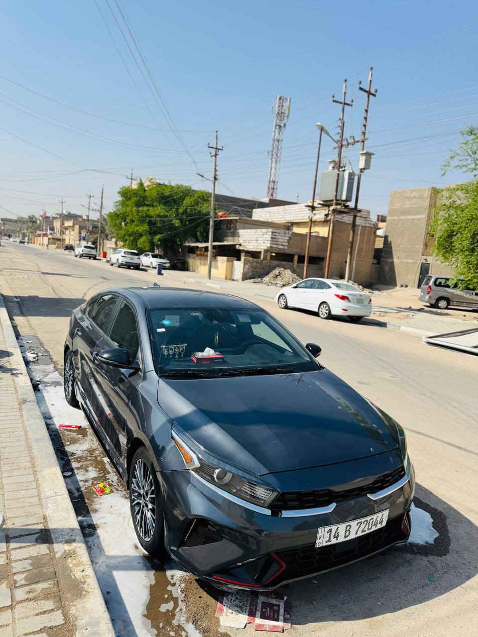 سلام ۈعـْليگمٌ-ٱلسّلٱمّ:ﯙرحـّمَة ٱللـّہ ۈبٌرگـّاتہ
كيه فورتي جتي سياره ورارد امريكي الضرر بس البنيد السياره حره جاهزه بسمي للبيع165بيها مجال البصره دور الصحه (***********) البصرة, العراق
