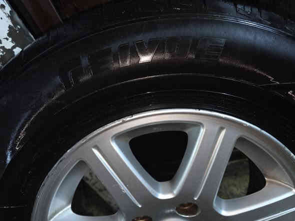 طخم اطارات عدد ٤ويل كب مع الحساس عدد٤  شغال + بلنص قياس ٢٣٥/٧٠/١٦
***********
مباشر شد بالسياره
