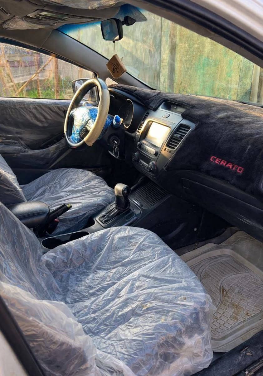 سلام عليكم
سيراتو 13 شكل 14
مصبوغة عام مكان النجف
السعر ب80
*********** بي واتساب
