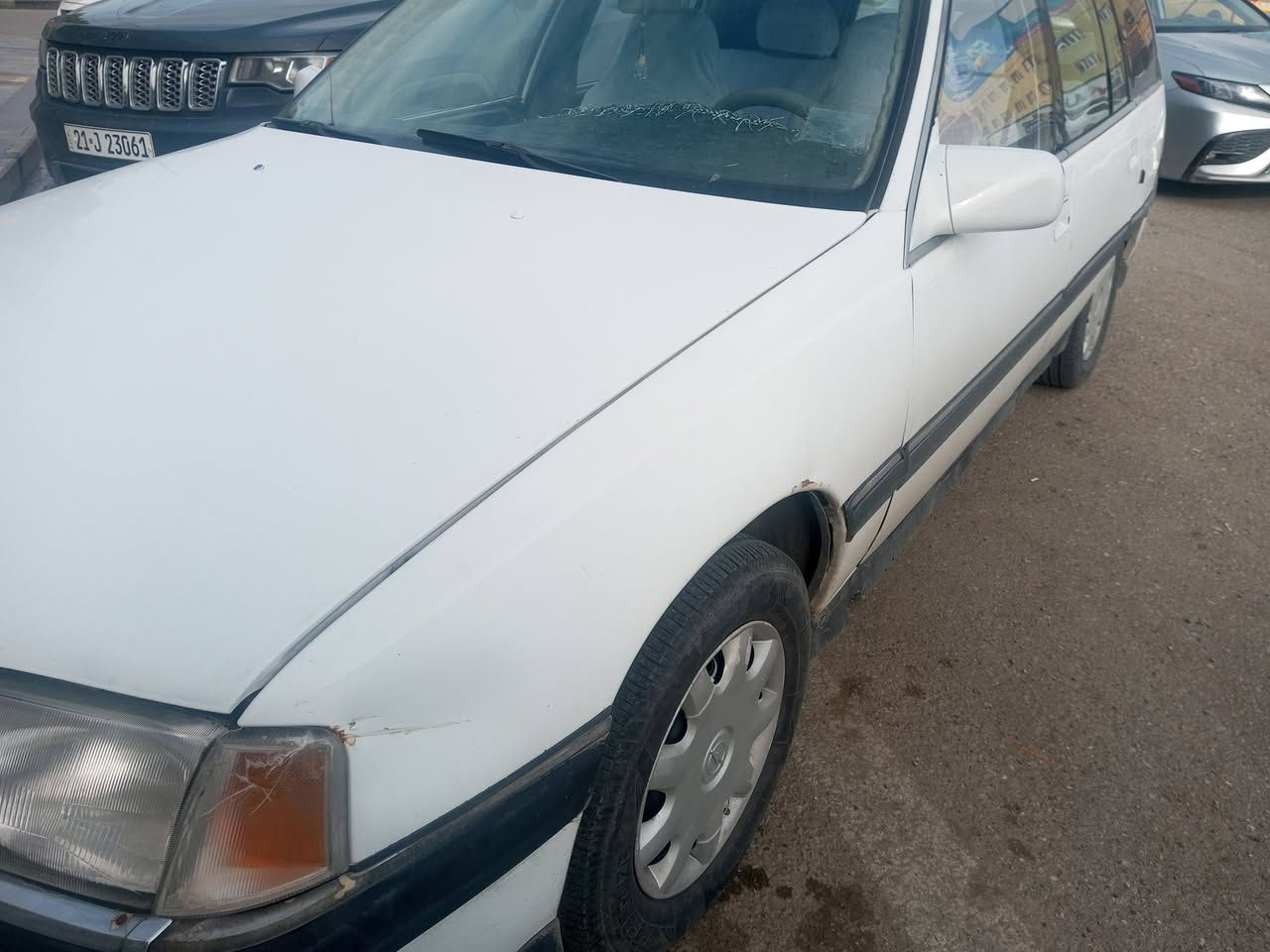 اوبل اوميكا موديل1991 سنوية عاج رقم كركوك أ السعر 33وبي مجال للطيبين مكانها بكركوك *********** شرط التحويل والغرامات
