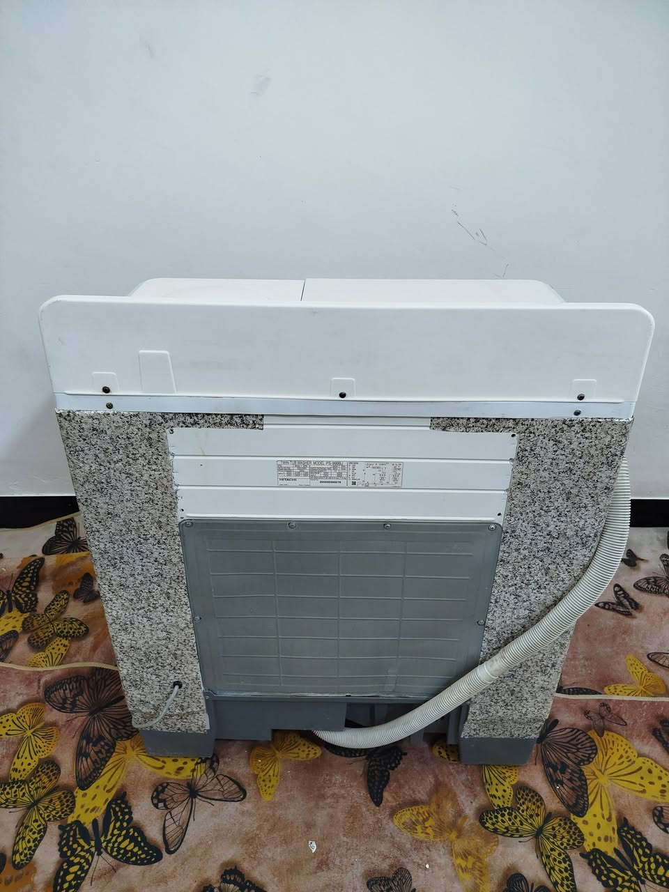 للبيع هيتاشي ياباني حجم 25 كيلو جاهزه غسل وتنشيف مابيه اي نقص سعر 100 مكاني كربلاء حي العامل *********** واتساب وماسنجر موجود ***********
