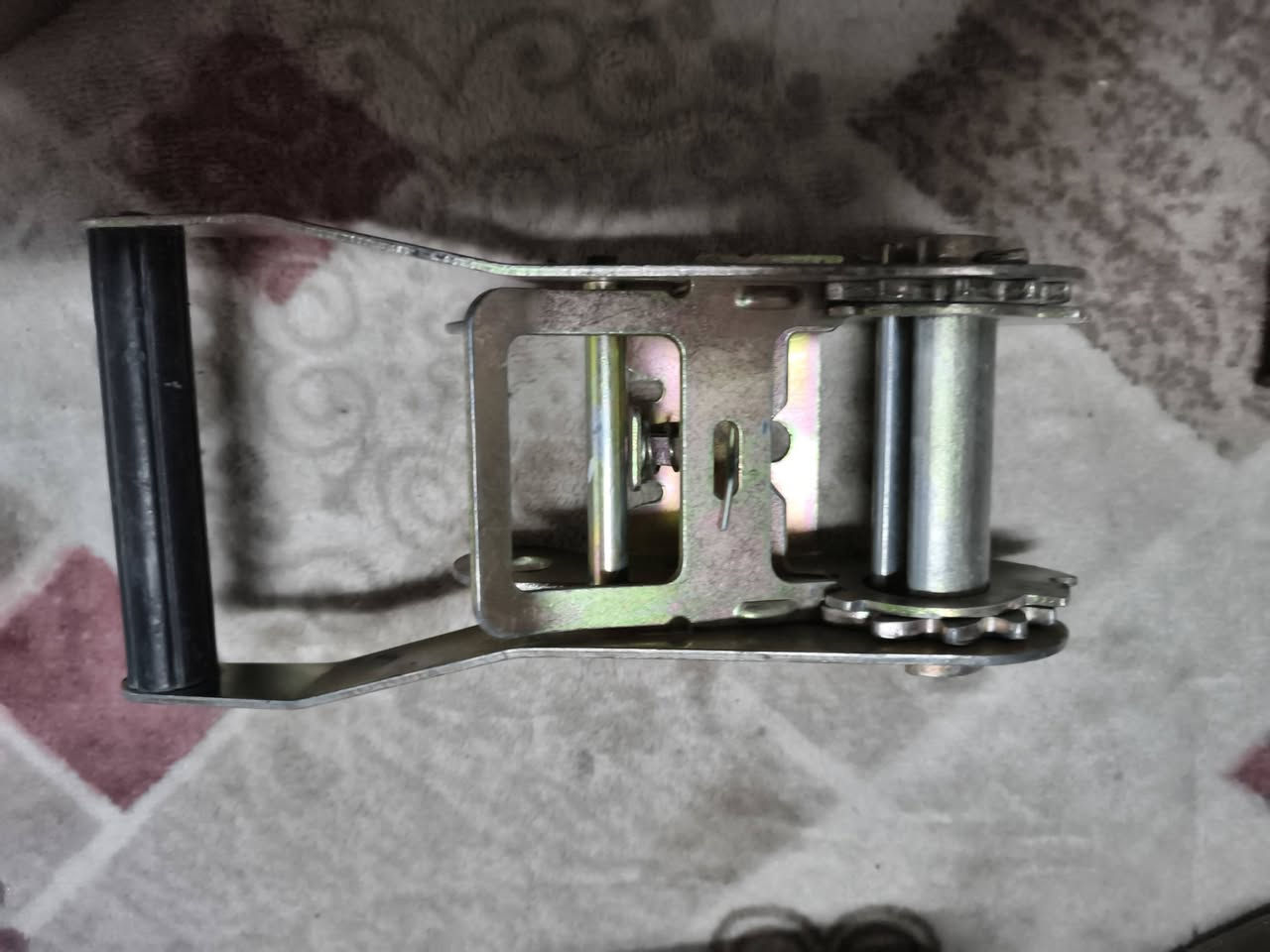 غراض يفيد ابو الحمل. يرادلهن. سفايف.  قيم وخذ.  مكاني حي العسكري. قرب محطة الشمس ***********
