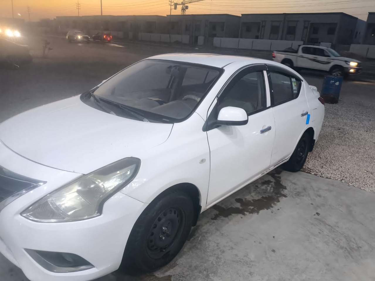 نيسان صني 2019 للبيع
بيها قطع صبغ وتبديل ابيع احزام سيارة جاهزة تبريدها ثلج 
مكينة كير شرط 
عليها ٤ ورقات غرامة ع مشتري يدفعهن 
راعيها بالنجف 
بيع فقط بدون مراوس 
السعر ( ٧٣)قفل الشراي  
اتصل ***********
