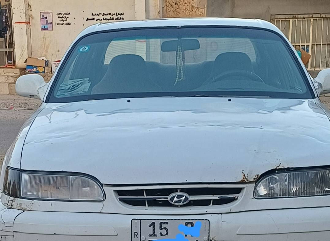 السلام عليكم ورحمة الله وبركاته...
سوناتا 2 موديل 1996 السياره باأسمي سنويه عظم عاج ل 31.. 
تفاصيل السياره... 
محرك 1800 +
 گير أوتو.. 
تخم تاير جديد
الصدر جديد قبل 10 ايام سويته.. زوج درايم شفت جديد + زوج بولبرن امامي جديد + زوج دسكات جديد + زوج دبلات امامي جديد+ ميزاينه وبلنص... 
الدعاميه الخلفية جديده.. 
الدعاميه الاماميه نص عمر.. 
نقص السياره زوج دبلات خلفي فقط..
السياره تبريدها شغال...  
السعر 47 وبيها مجال حگ الجيه... 
الاتصال 
***********
