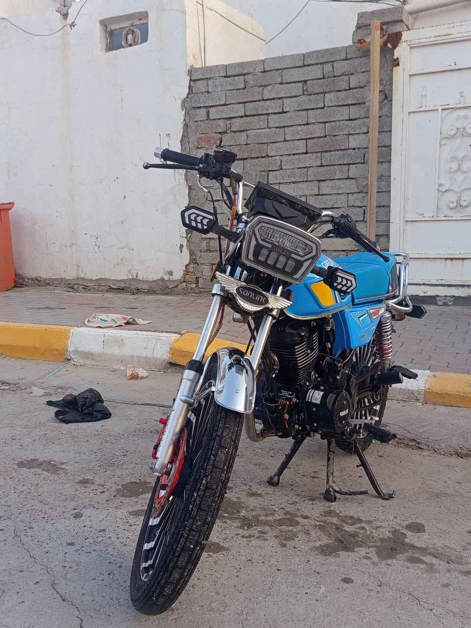 دراجه للبيع مديل 25 شرط مامفتوحه السعر 725 وبيها مجال بصيط /***********/ التصال ؏ رقم
