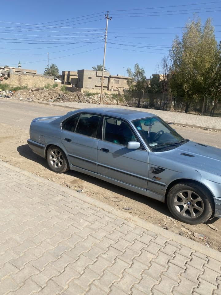 بيئم ٥٢٥ كير رياضي محرك مسكر عدل بيهة كرن وخشم الشاصي مضروب ومعدل رقم نكليزي انبار سنوية٣١ سعر ٤٠وبيهة مجال قليل يرادلهة ترتيب داخلي ابطاين موديل ٩٢ تبريد شغال


**إذا كنت صاحب هذا الإعلان وتريد حذفه لأي سبب، رجاءا أرسل رسالة إلى الدعم الفني**