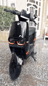 السلام عليكم دراجة شحن للبيع تيسلا ام عيون السعر ٨٠٠ الرقم ***********
