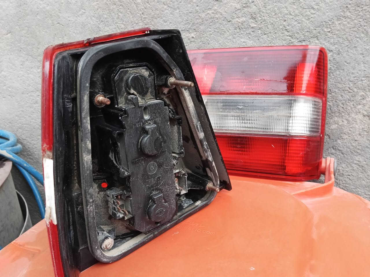 السلام عليكم اغراض فالفو مكاني الناصرية مركز/تخم ويل كب الشمس/جوزة تشغيل/شباج٧٤٠/بك لايتات


**إذا كنت صاحب هذا الإعلان وتريد حذفه لأي سبب، رجاءا أرسل رسالة إلى الدعم الفني**