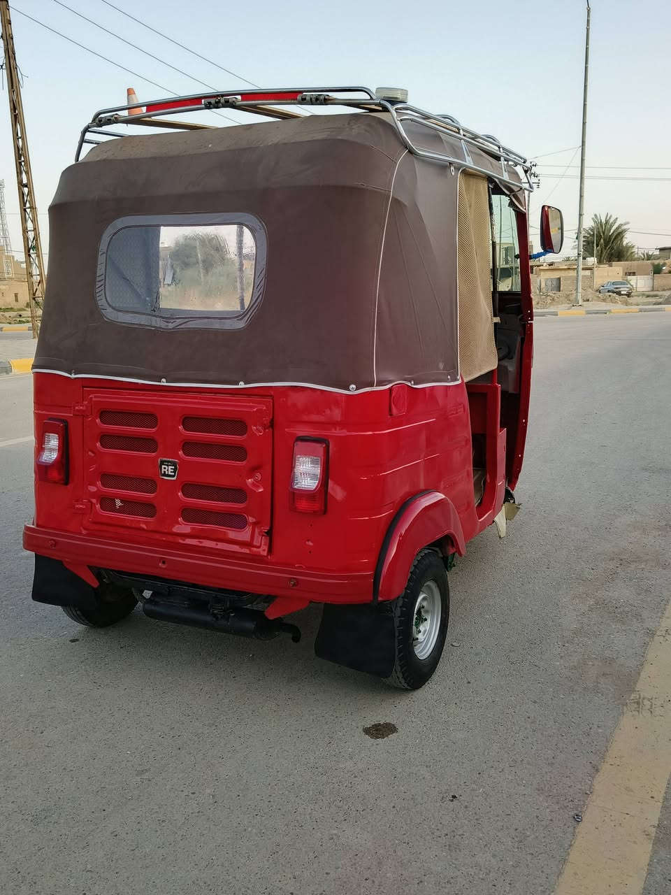 تكتك مديل ١٨ أورق كفاله الترقيم مصبوغه عام بدون ضربه الشراي يتصل المكان كوت موفقيه *********** السعر 3700 وبيه مجال مكينه ٢٠ مكفوله
