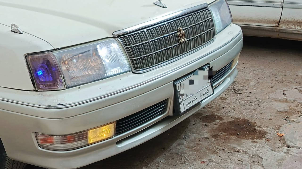 راس الثور فلات محزم 1997 كرستال اصل شاصي 55 مكفوله من الضربه والصبغ ومكينه وكير فيفيتي مكفولات تخم تاير حداده شاشه لمس دواخل حلوه كهربائيات شغاله لايت زنون ثلجي سنويةلغايه 28 بصره مشروع وطني (علماً سياره مشكوك بيه نقل وانه ابيع نقل)  مكفوله من الكص  السعر 75وبيها مجال العنوان البصره قضاء المدينه الاتصال  ***********
