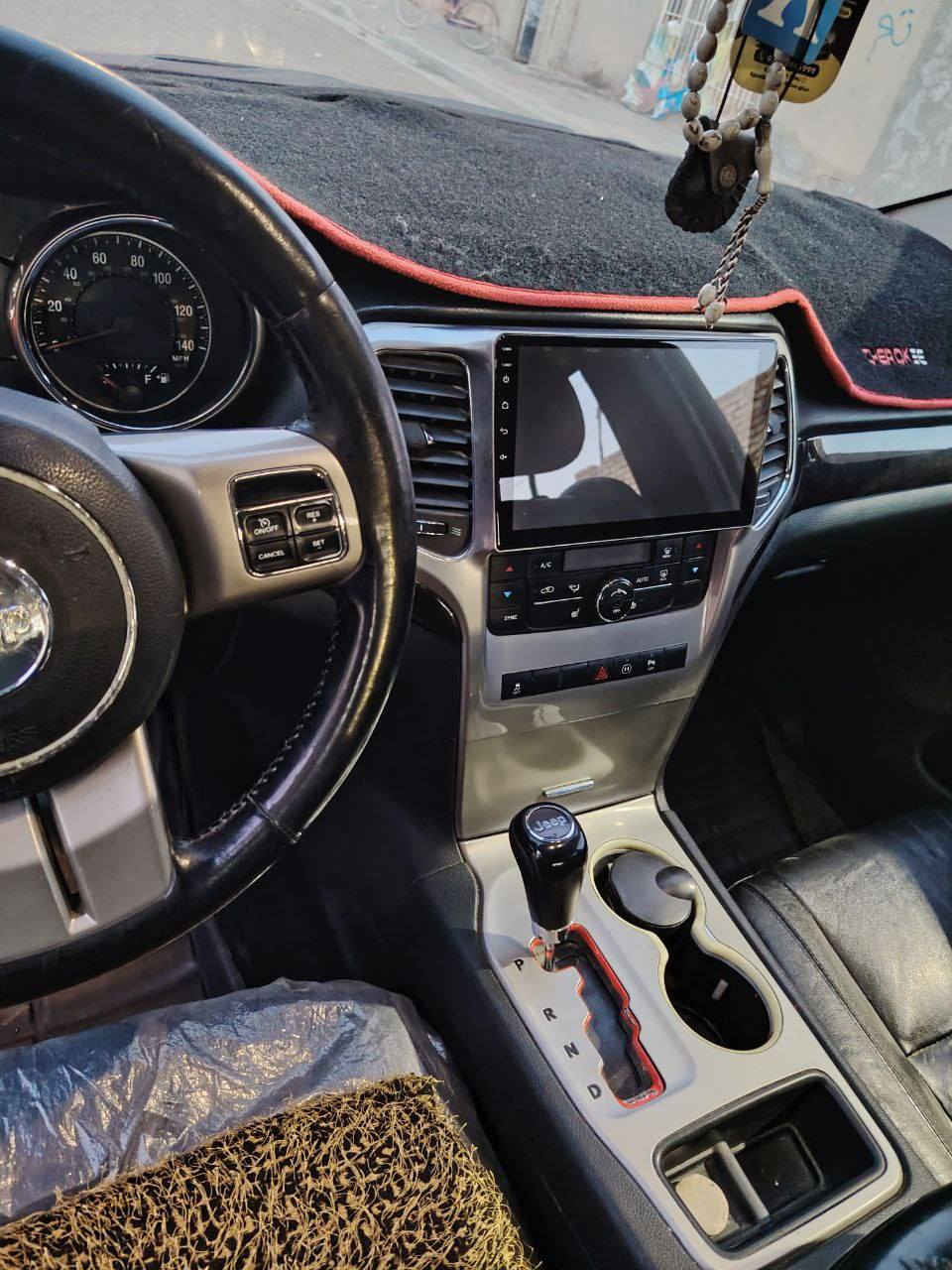 سلام عليكم
جيب لاريدو موديل 2012
سياره حيل جديده لايوجد صبغ ولامعجون ولابارد ولاضربه داخل سياره مكفوله  مكينه حاويه  گير مكفول 
حداديه تبريد  مواصفات تشغيل عن بعد بصمه كشنات كهرباء مواصفات فول عدا بونراما بيه 3قطع تبديل شركه اصلي نفس لون سياره جديده معنه الكلمه حيل جديده 
السعر 145وبيه مجال بسيط
مكان السياره بغداد رقمه بغداد  
سنويه باسمي  نفاذ السنويه 2029
رقم الاتصال 
***********
