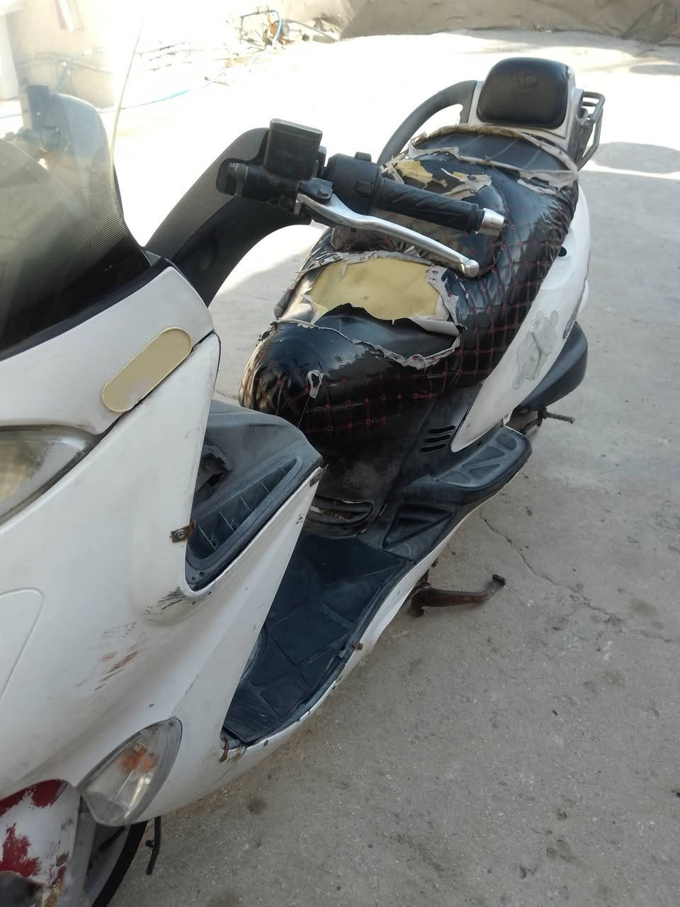 سلام وعليكم دراجه كوموكو للبيع درجه نضيفه  كفاله من كلشي  كهربايات كله شغاله مكاني حله سياحي
رقم ***********
