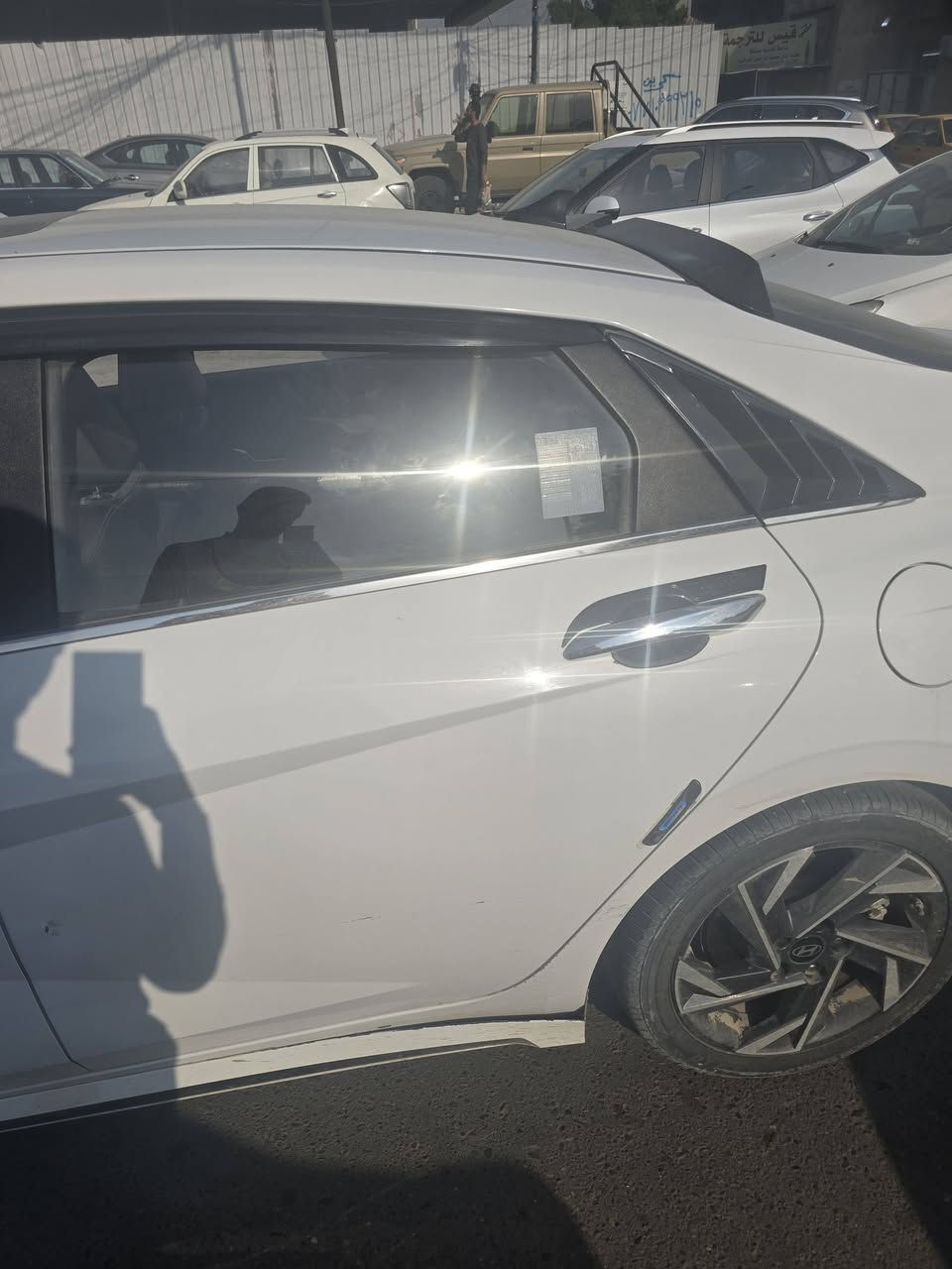 السلام وعليكم سياره الانترا موديل24تجميع  رقم اربيل صيني 1500دبل نوزل سياره حادثه موجود بل نشر  سياره ماشيه1044 موصفات
فتحه
بصمه
اشاير بل مري
حساس امامي خلفي
السعر130وبيه مجال مكان سياره بغداد ابو غريب
***********
