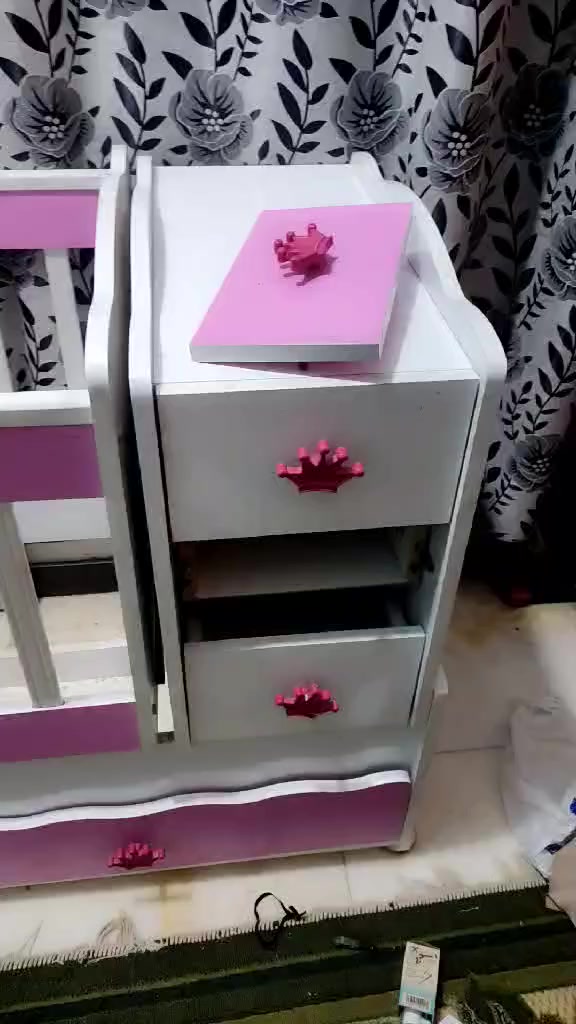 سلام عليكم الكاروك هذا بي نقص تسوي عند نجار ب50 وبي مجال


**إذا كنت صاحب هذا الإعلان وتريد حذفه لأي سبب، رجاءا أرسل رسالة إلى الدعم الفني**