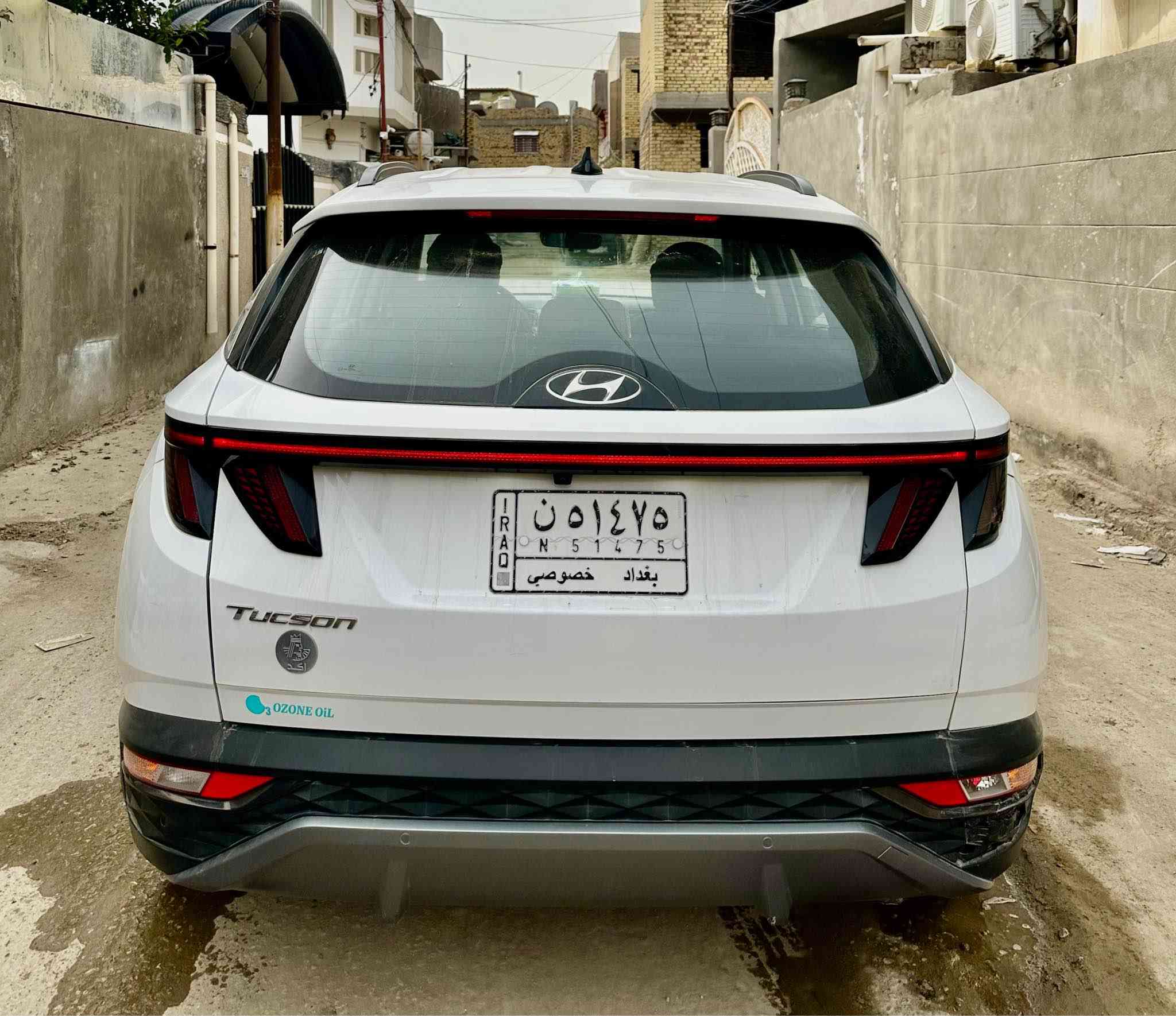 توكسان  
موديل 2022
خليجي   
بصمه وترحيب وتجي مري شفط شاشه وحساس امامي خلفي قطعتين تبريد و3 وضعيات قياده   وكراسي كهرباء وهواي مواصفات 
السياره ماشيه 94  
السياره بيه مكانين بارد بسيطات 
وبيه الدور مال الجاملغ الخلفي  وشويه من الباب  الخلفي صبغ 
رقم بغداد مشروع وطني تتحول وين ميعجبك وتحويل اي وقت 
السعر 185 
مكان السياره حله حي الصحه 
رقمي *********** حلة, بابل
