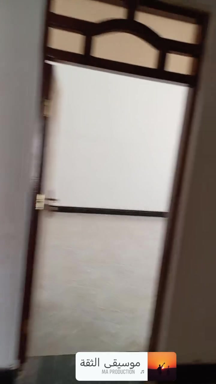 بيت جديد وما مسكون جاي من الدله زدنويه ٢٠٠ متر البيع او اجار البيت زراعي ***********
