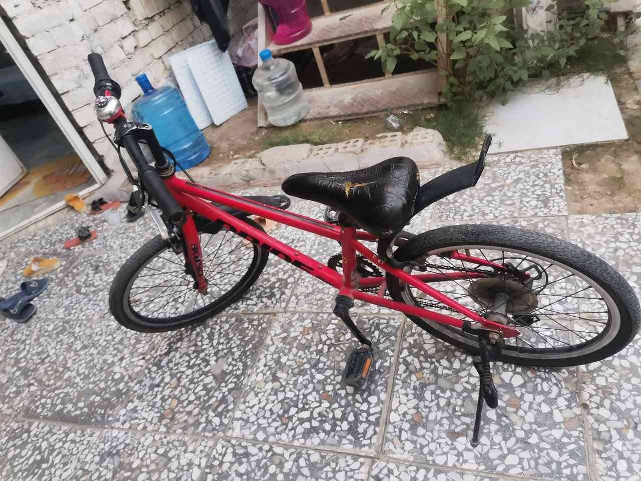 مستعجل للبيع مكان حي اور ***********
