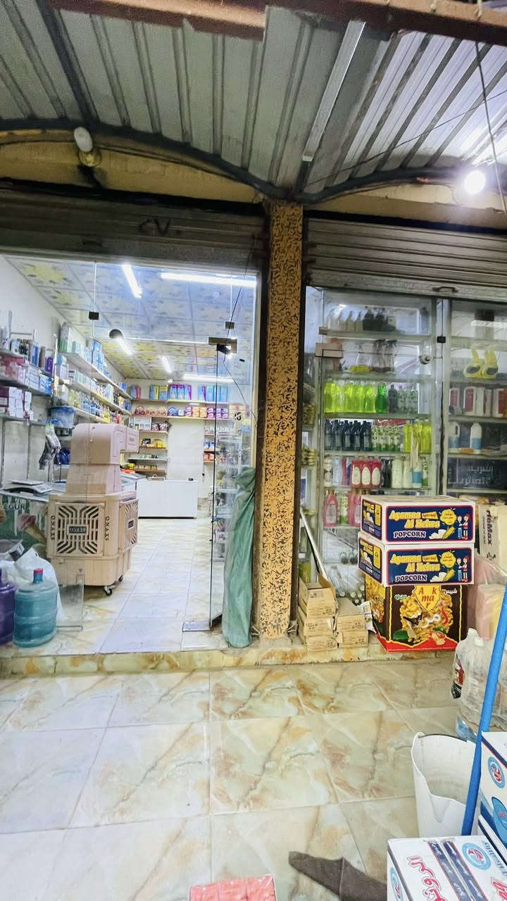 سلام عليكم اسواق للبيع لعدم التفرغ عنوان ديالى بعقوبه حي المعلمين قرب مدخل الحسينة للتفاصيل اتصال عله الرقم***********
