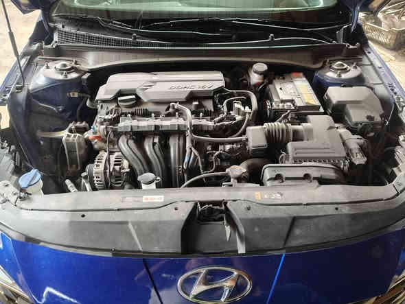 سلام عليكم لنترا موديل 2023سياره عميه ماشيه قليل حادثهه جاملق ودعاميه عنوان بغداد سعر سياره عل تصال رقم مبايل *********** سياره احله من صوره
