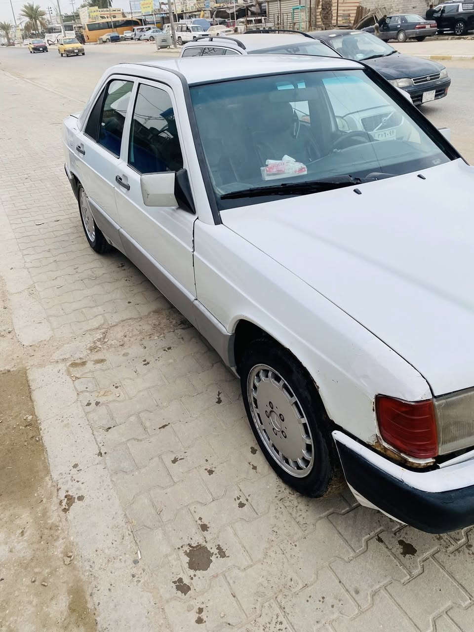 السلام عليكم مارسدس E190 مديل 1988 للبيع السياره جاهزه كير + مكينه محور ياباني vvt-i والسياره حلوه مال جنيان نضافه مثل متشوف تراي وين ميعجبك تبريد + كهربائيات شغاله السياره مشرع وطني مداور ثاني يوم العنوان نجف السعر 45$ وبيها مجال الشراي خاص
***********
