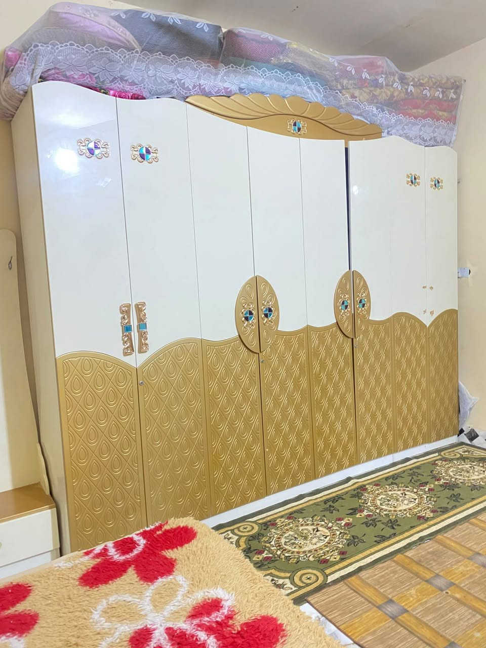 غرفة نوم تركي جديد نظيفة مية بل مية 700اوبيها مجال
 العنوان الديوانيه
***********
