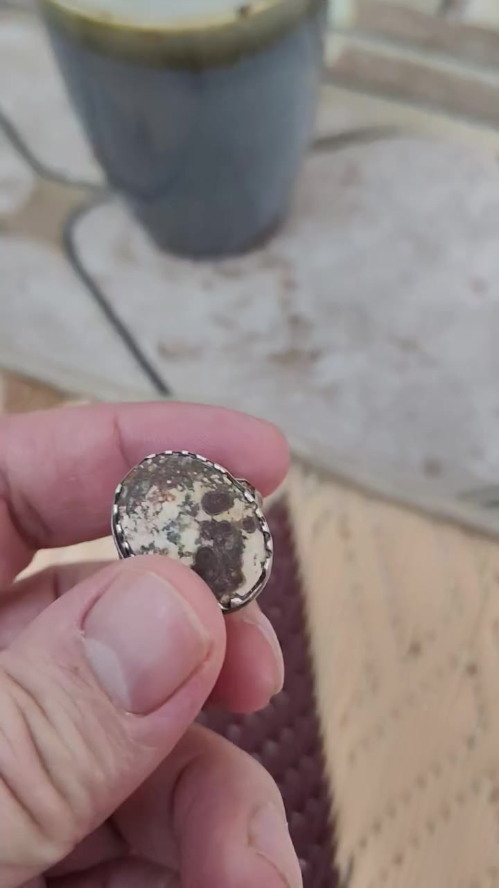 محابس فضه للبيع مكاني بغداد سبع قصور توصيل موجود داخل رصافة فقط
***********
