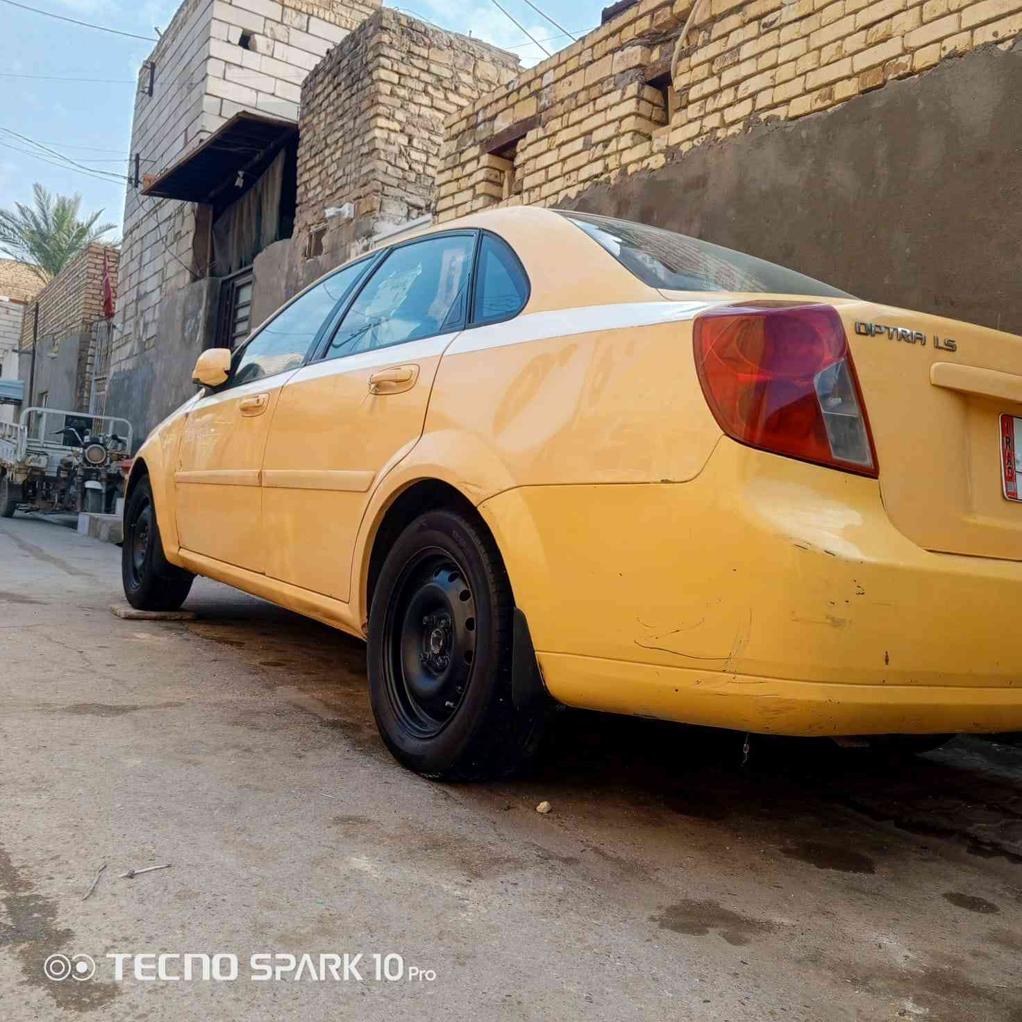 اوبترا موديل 10للبيع كفاله عامه مصفره هيه ومرور وغرامات  بسمي مداور ثاني يوم  مكينه كير اكسن كفاله شواصي كفاله تبريد ثلج دواخل انضاف كهربايات كله شغاله سياره ماعوزه برغير  كبل شارع السعر 65 بيه مجال رقم صاحب سياره ***********
انه مكلف بل نشر
