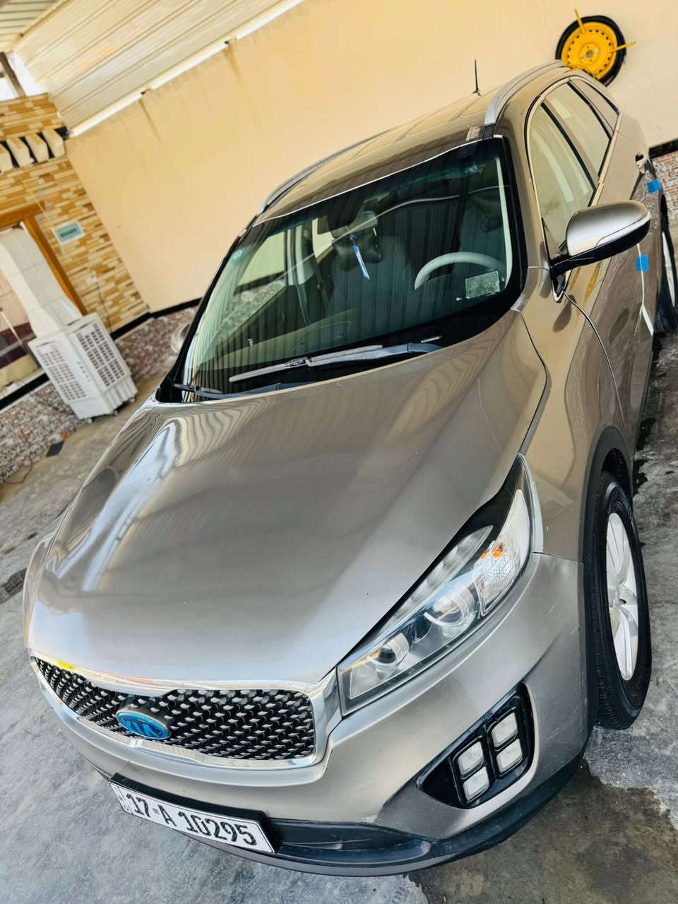 سورنتو ٢٠١٧ 
وارد امريكي 
V6 4x4 
صور الحادث مرفقة بالبوست 
***********
