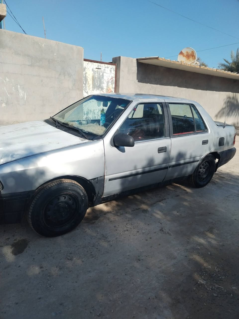 هونداي أكسله ٩٤ بأسمي تحويل ثاني يوم
محرك مجفت جديد سياره مابيها نقص من ناحية الكهربائيات كلها شغاله تايرات نص عمرهن
باتري مابيها ينزل من سعرها
بيها نوزل واحد واكف تشتغل تك بدل نوزل سياره خير من الله اقتصاديه ومابيها عطلات
السعر ١٦ ورقه تحويل ثاني يوم
***********
