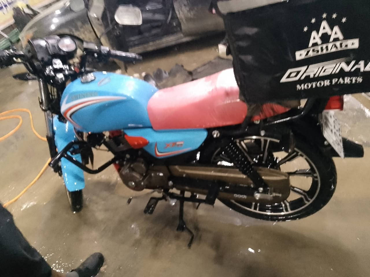 دراجه #شاينك #موديل( 23) صارلي شهر من شتغلت بيها توصيل ماشيه 4000 
رقم ذي قار  انكليزي وسنويه 
 طالعه سنه ال 25 كفاله عامه  من كلشي 
 بريك امامي عمبار ( دهن امزويل ) كل 15 يوم  
لايت امامي زنون. 
 مزوده لايتات خارجي 
 كيجات رون وسرعه وبانزين  كلهن شغال كفاله كفاله 
رباعي 
دراجه سعرها خاص الشراي يتفضل


**إذا كنت صاحب هذا الإعلان وتريد حذفه لأي سبب، رجاءا أرسل رسالة إلى الدعم الفني**