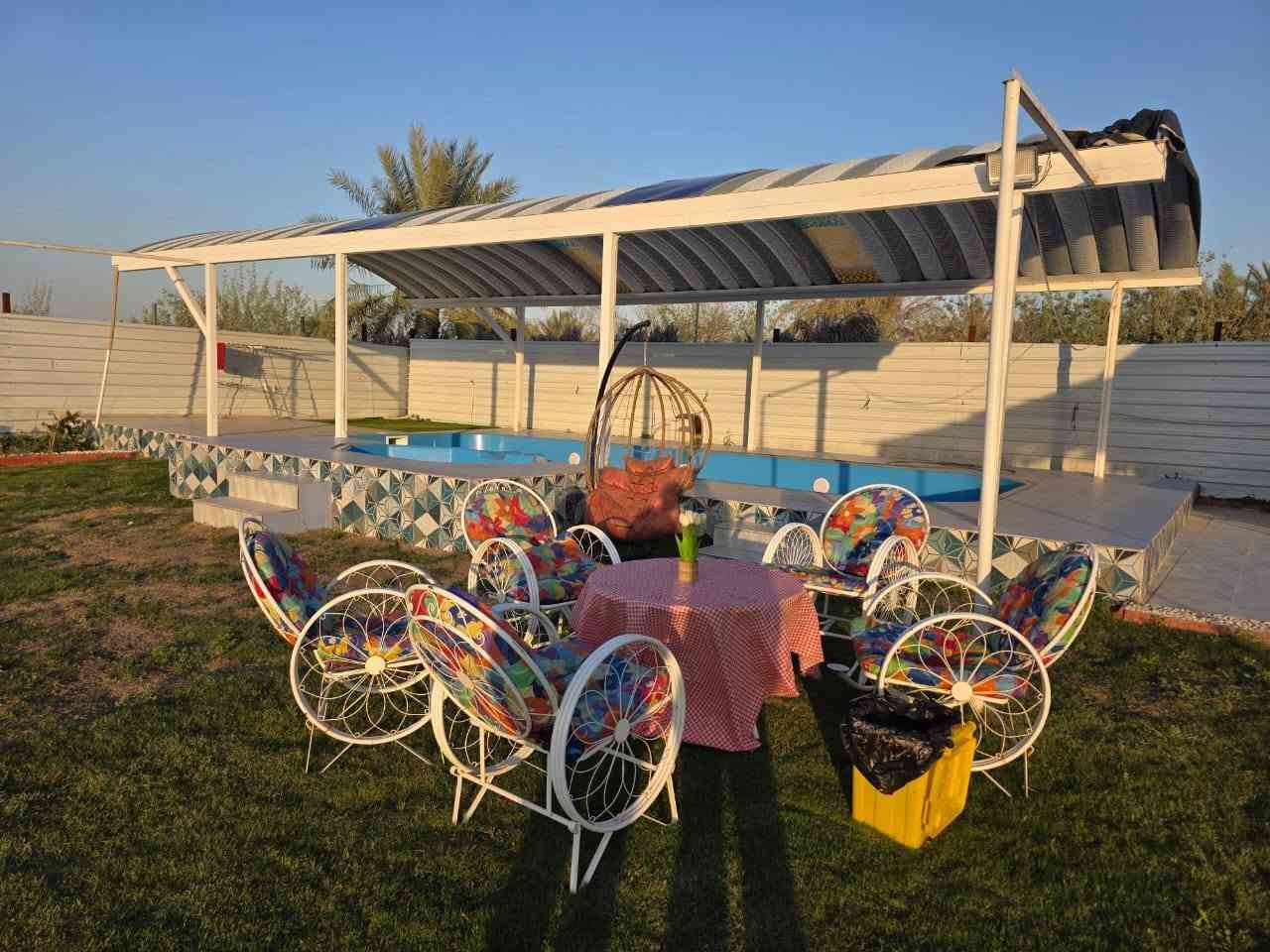 🔥 فرصة استثمارية نادرة في بغداد – المدائن / التويثة 🔥

🏡 مزرعة متكاملة جاهزة للاستثمار والربح الفوري
📍 الموقع: بغداد – المدائن – منطقة التويثة

✅ المساحة: نصف دونم (1250م²)
✅ الواجهة: 31 متر
✅ النزال: 41 متر
✅ مزرعة جاهزة ومؤثثة ومتكاملة بالكامل
✅ دخل شهري ثابت يتراوح بين 7 – 10 مليون دينار
✅ مناسبة للاستثمار، المشاريع الترفيهية، أو كاستراحة عائلية فاخرة

💰 استثمر اليوم واحصل على مصدر دخل جاهز من أول يوم دون أي تكاليف إضافية.

⭐ موقع مميز وسعر مناسب للجادين فقط.

للاستفسار والمعاينة:
📞 ***********

نبع الخليج للاستثمار العقاري
ثقتكم أساس نجاحنا

"بدل ما تشتري أرض وتنتظر سنوات، امتلك مزرعة تحقق لك من 7 إلى 10 مليون دينار شهرياً من اليوم الأول! نصف دونم متكامل وجاهز بالكامل في المدائن – التويثة، بموقع ممتاز واستثمار مضمون. للجادين فقط: *********** | نبع الخليج للاستثمار العقاري."
