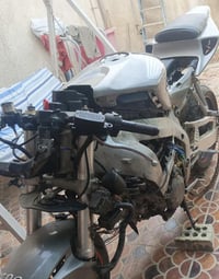 للبيع cbr1000rr ابيعلك كوم حديد  يرادلها ترتبيب  متروكه صار فتره   عقل...