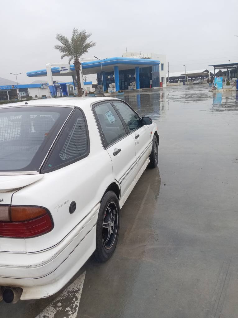 گڵاند مۆدیلی 1992 مەکینە 63 دوپارچەی بۆیاغ سەنەوی 4مانگە بەسەرچوە سیارەکەگێرومەکینەو توندوتۆلی بەشەرت چوارتایەو ویلی نوێ هەزەی نوێ یە ناوی لەدەرێ جوانترە سعری 44وەرەقەومجال ناونیشان ڕانیە حاجیاوا *********** رانية, السليمانية
