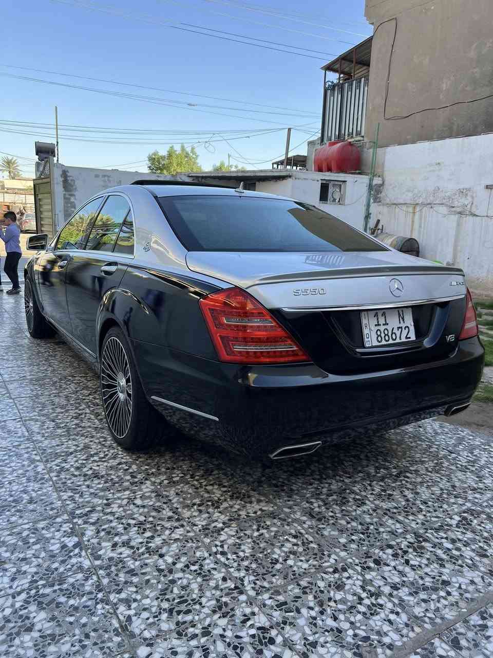 ‏مرسيدس s رقم بغداد
‏باسمي تحويل ثاني يوم

￼ صدر جديد تبريد ثلج مكاني بغداد 

￼ شراي يتصل تخم تاير جديد مابيهه اي نقص      تغليف  السواد جماليه الجواه كفاله عامه بس الدعامات صبغ ￼￼￼***********￼
