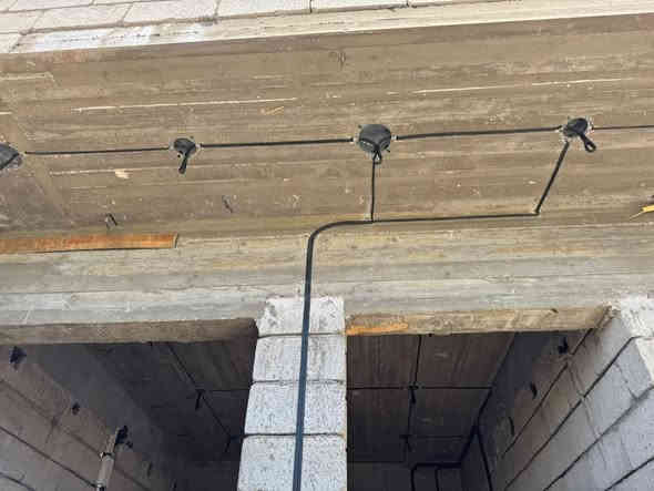 من #اعمالي.

تاسيس واير سيمنز لبيت  175متر طابق واحد
بيت الاخ بشار الجنابي  في  ديالى /قضاء المقدادية 

تم استخدام أسلاك دلتا السعوديه 

تم تأسيس منظومة الستلايت.
تم تأسيس منظومة الانترنيت.
 نعمل في جميع مناطق ديالى وبغداد. 🚐
 خبرة طويلة في مجال التأسيسات الكهربائية💯
كوادر عمل محترفة 👷🏻
الالتزام بلمواعيد وسرعة الانجاز ⏱
منظومات واساليب عمل متطورة 💻 
اسعار مناسبة وتنافسية 💰

للتواصل معنا ..
***********
