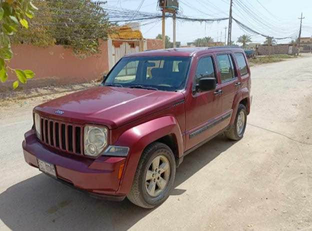 سعري 42$مه عامه له ***********
جیب لیبرتی موديل 2009 اوتوماتيك گيرو مه كينه لوك لوك به شه رتي فيته ر ته قه و ره قه ي نيه مالي دوسته بيشو پشتي كه بسه حيزام سبوخه له سه ر كالبونه وه زور تازه و جوانه ره قه م به غداد سه نه وي اولياتي له گه له به شه رتي اوليات زور ريكو پيكه پاره ي اوبليكه له سليمانيم سعري 42$ مه عامه له ***********ڤايبه ر السليمانية, العراق
