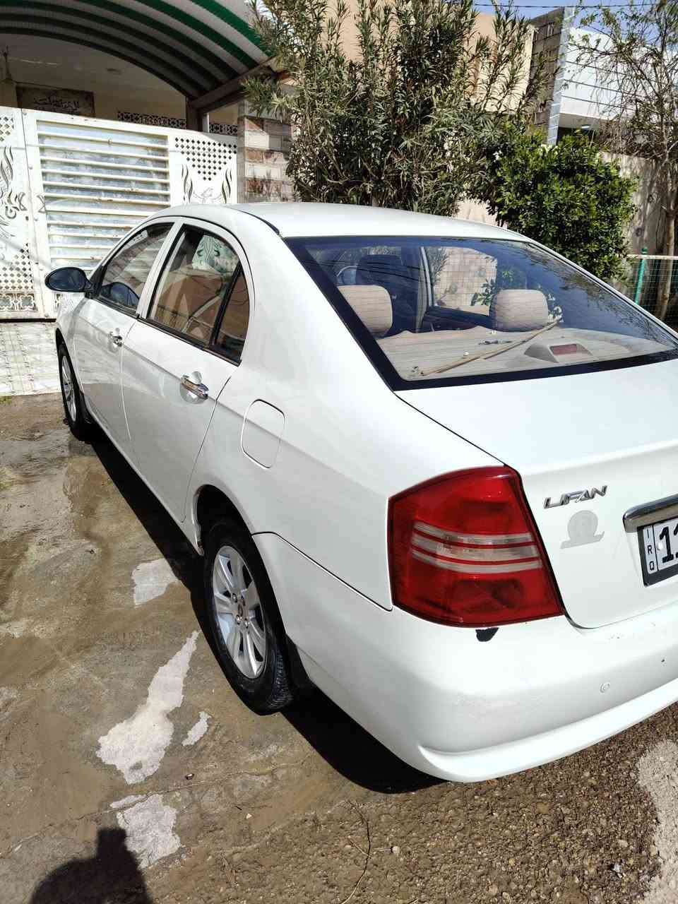 .ليفان موديل 12 سياره بلاديه كله ع بلاد
صدر تايرات باتري مكينه كير كله مكفول 
كير عادي 
شاشه كبيره 
كامره 
تبريد تدفئه 
بيهه نصف جاملغ صبغ فقط 
سياره على وظع الشركه 
رقم بغداد 
السعر 53$
*********** هاتف
العنوان ديالى المقداديه
