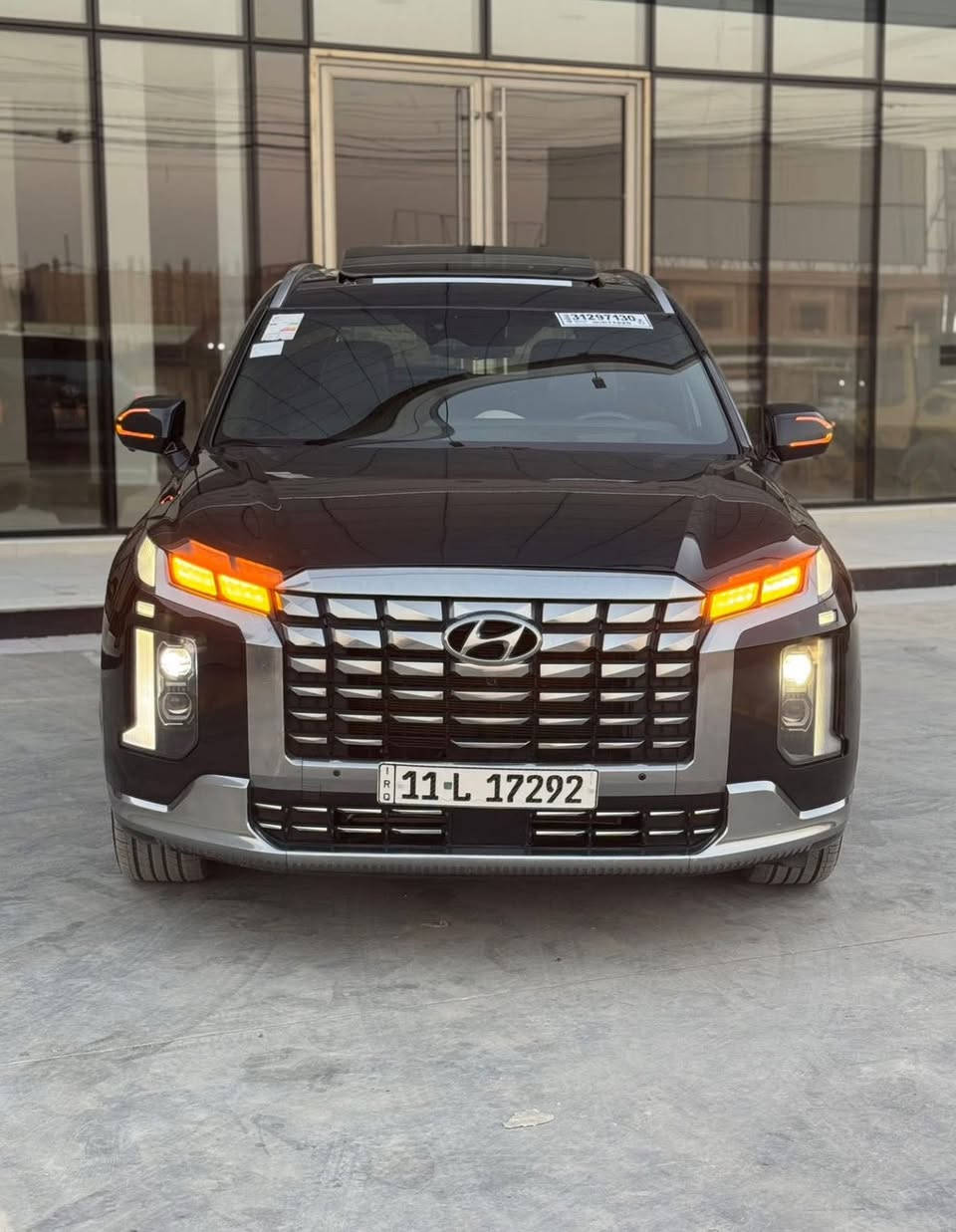 بلسايد كالكرافي 2023 بغداد
للبيع او مراوس ب2024وفوك  شرط ابيض

فول مواصفات للاخير اعلى فئة 

لون مميز نيلي متغير 

السياره ماشيه 32 فقط بدون نقص نهائيا 

حادث بنيد   بدون دواخل وشواصي

محرك 6 سلندر 3.8 مكفول من كلشي

مواصفات السياره فتحتين بانوراما 

كراسي جلد وكهرباء وتدفئة وتبريد 

عداد دجتال وانارة داخلية وسستم صوت سماعات 12 سماعه

5 كامرات وردارات 360 درجة 

شاشة اكبر حجم ووضعيات قيادة وتتقدم وترجع بالريمونت 

وبعد بيها هواي مواصفات

مكان بابل المسيب 

السعر (310) ورقة وبيها مجال بسيط للشراي ***********
