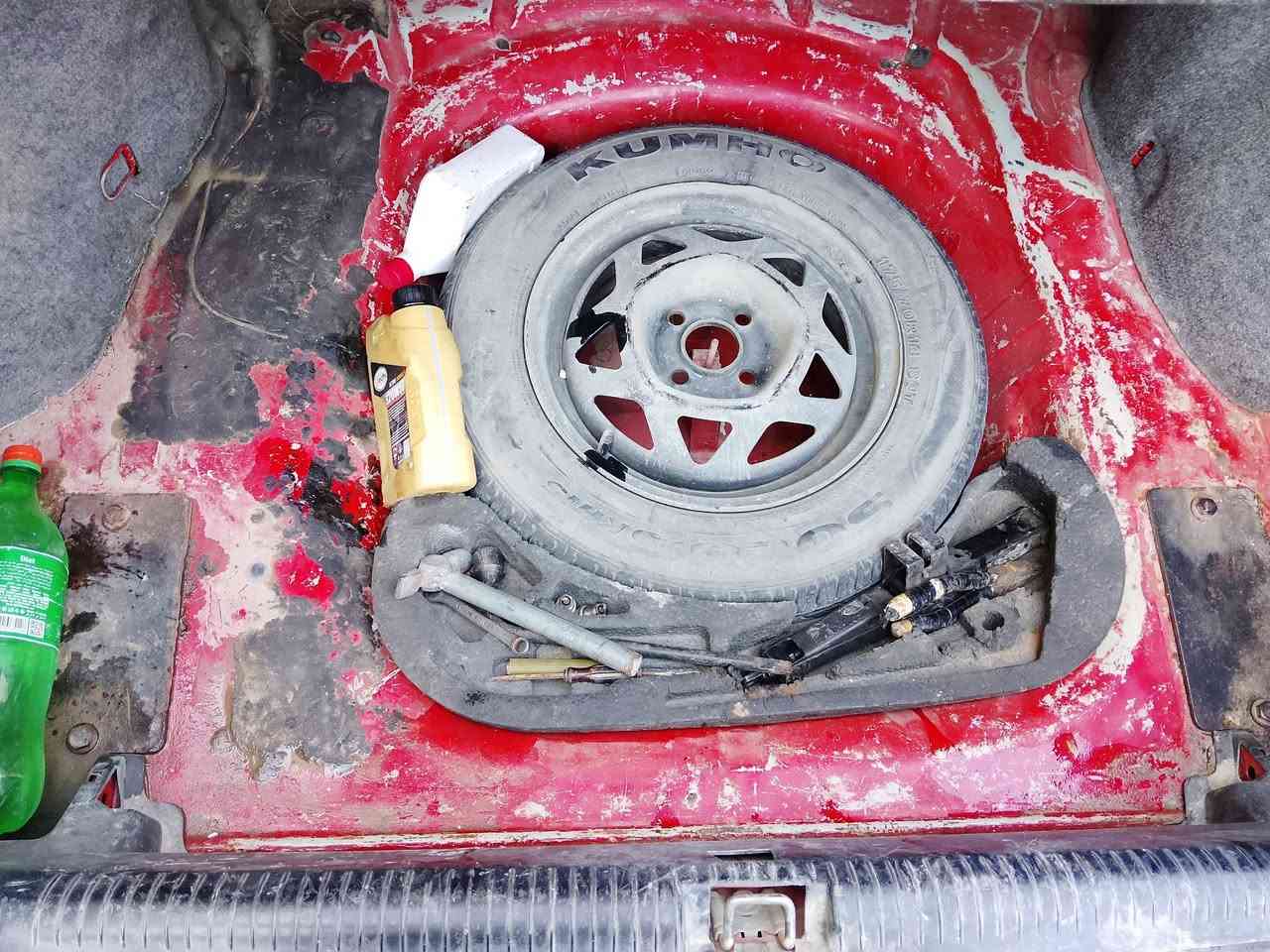 السلام عليكم 
للبيع
فكترا موديل 1994 حجم 18 
مشروع وطني سنوية 2027
كير عادي 
محرك بداية صرف
خياس ماكو هلالات بلادي
كهربائيات شغاله
بيها كابون بانزين
سيارة حلوه 
السعر 47 بيها مجال قليل
رقم الهاتف ***********
