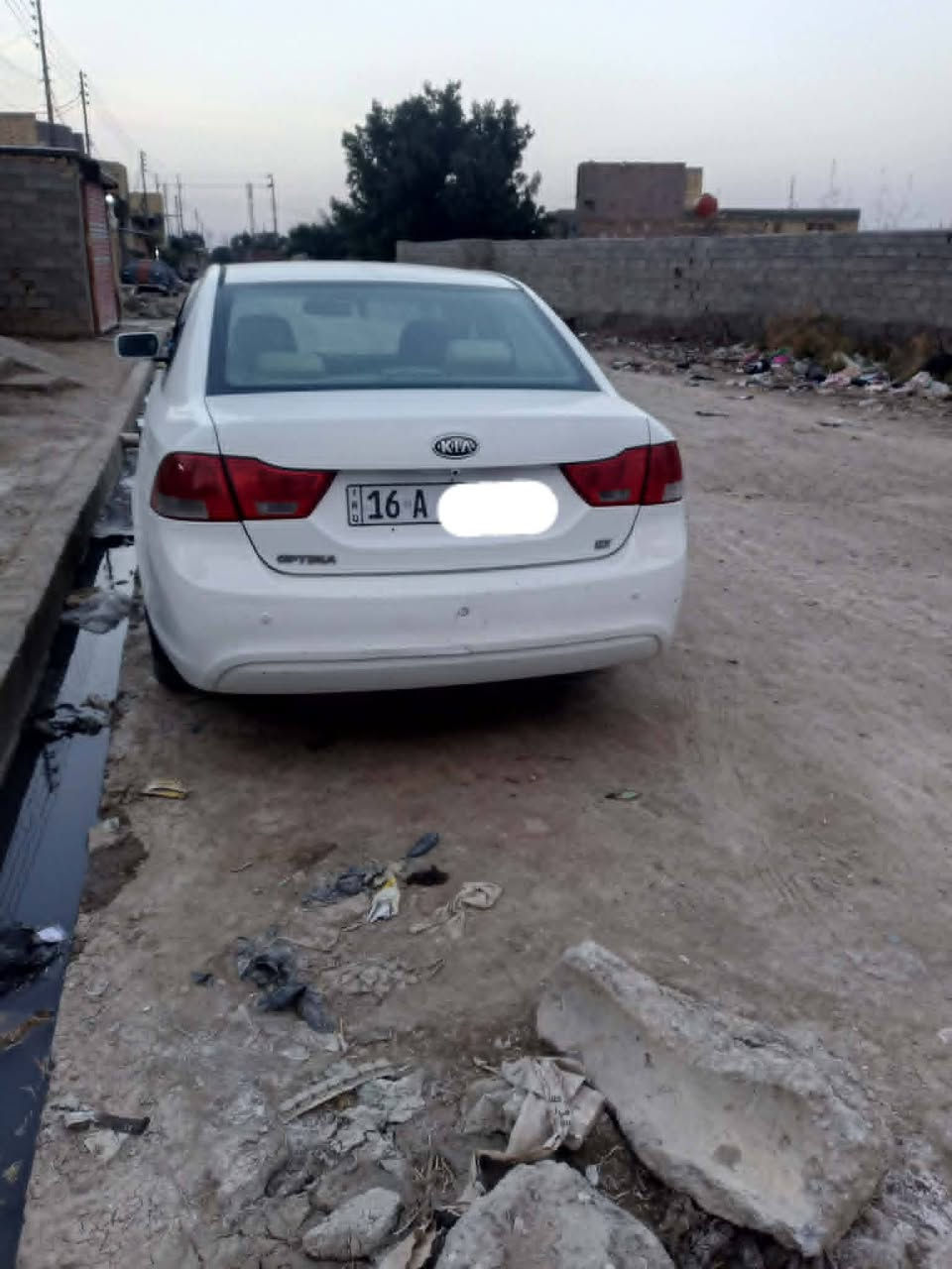 السلام عليكم كيا اوبتيما للبيع
موديل 2009 خليجي
رقم قادسية مميز بسمي
السعر 120 
ملاحظه سونار مرفق مع الصور 
مكاني ذي قار قضاء رفاعي 
***********
***********
