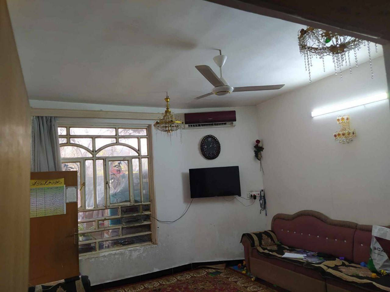 سلام عليكم
دار للبيع 🏠

المساحهة 100متر مربع

الوجه 10 النزال 10

يحتوي على استقبال ,مطبخ, كلدور 

3 غرف نوم 

العنوان حلة شارع 80خلف لحوم سفينة النجاة

للاستفسار

 ***********

***********
