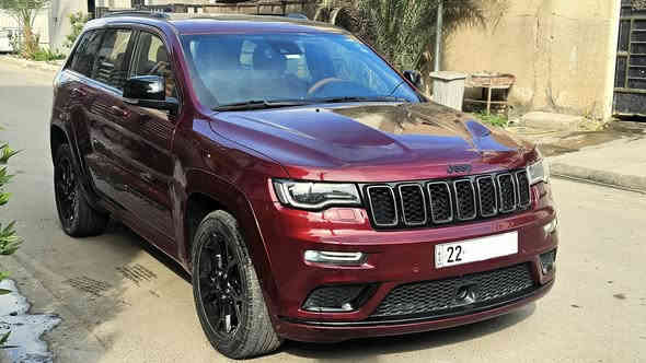 السلام عليكم
جيب موديل 2022 فئة S الرياضي ام الرادار خليجي وكالة ماشية 37 الف السيارة بحالة الوكالة وجديده مكفولة من الصبغ والدبل كوت والتبديل و الفتح بيها بارد فقط بدون اي نقص والسنوية باسمي تحويل نفس اليوم وعليها رقم مميز وية السياره انطي بدون تكلفه
*مواصفات فووول للاخير حته اتوبارك بيها أفقي وعامودي وداخل السيارة جلد مشمشي بلادي 
مكان السيارة غزالية
***********
