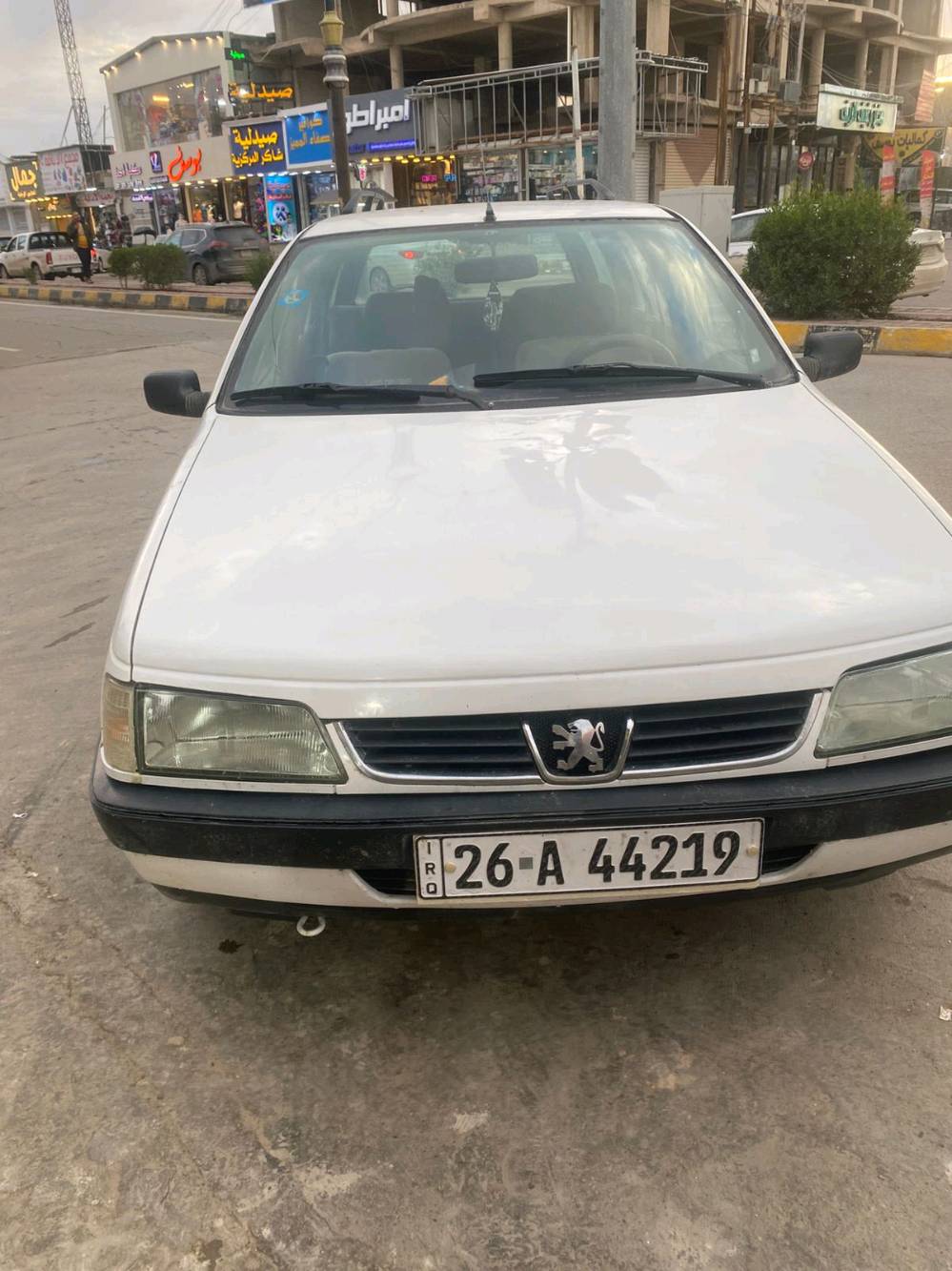 عنوان تكريت 
بيجو  405 فرنسي اصلي
سياره كامله ماناقصها شي كير مكينه شرط