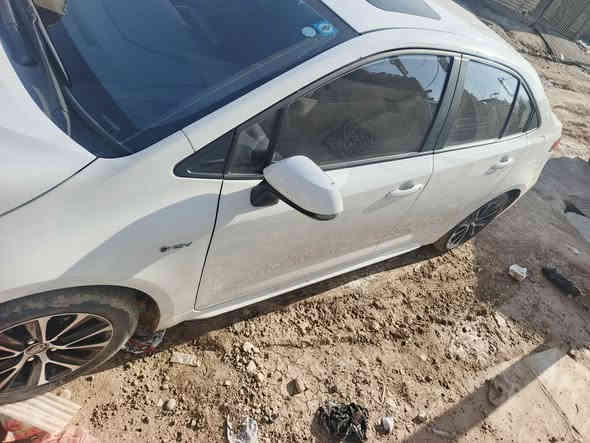 سلام عليكم كورله موديل 2025 للبيع ماشيه 2000 بعده زيرو رايده 22مليون وبيه مجال بسيط رقمي ***********
