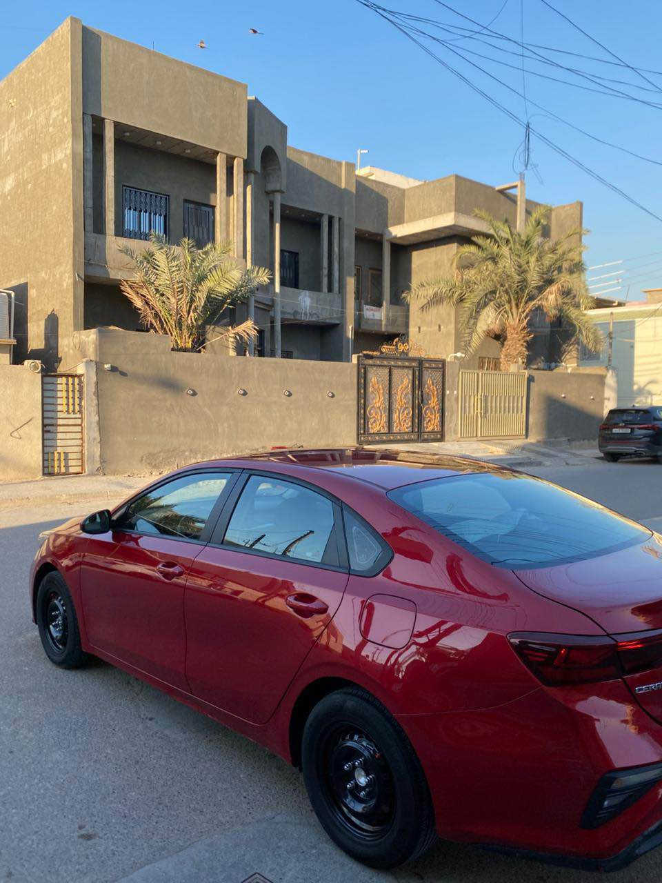 السلام عليكم سيراتو خليجي مديل 2020   لون احمر مميز كفاله عامه حته بارد حته دعاميات ماعده طختين شوف عين مكينه وكير وتبريد وحداديه مكفولات مكينه وكير بلاديات سياره جديده وجاهزه من كل نواحي ماناقصه برغي رقم ربيل سنويه منتهيه قبل شهرين نتهت بسم شركه تحويل لو وكاله حاضر موصفات نص فول مكينه ١٦٠٠ دوش مكاني بصره رقم *********** سعر ١٣٧ البصرة, العراق
