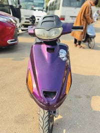 دراجه فراشه للبيع كهربائياتهه كلهه شغاله سلف هندر كفراتهه نضيفه سعرهه ...